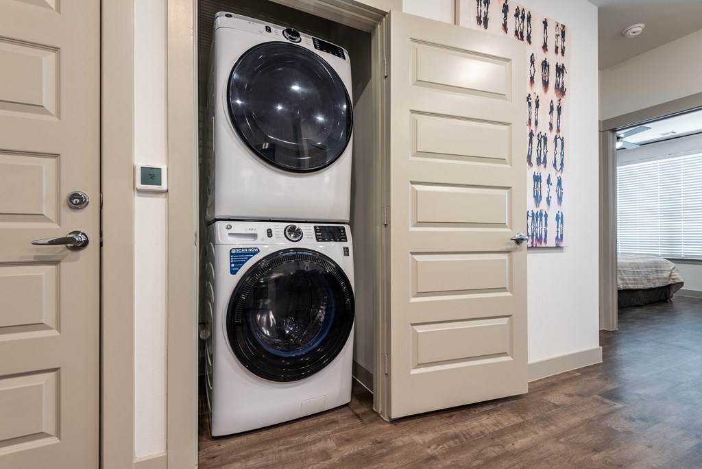 Upland Apartment Washer and Dryer