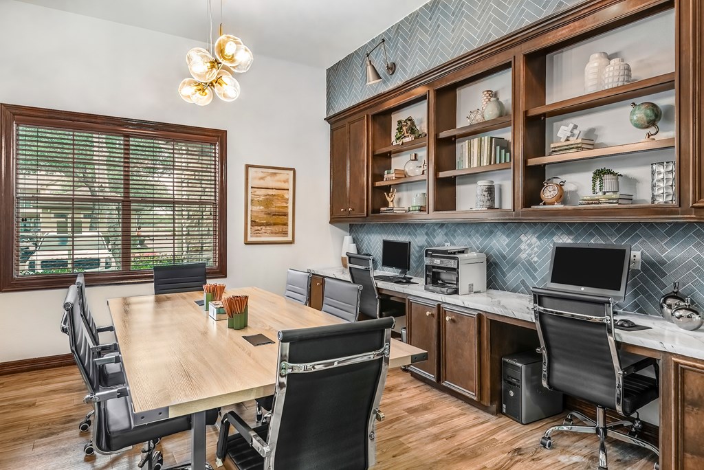 Willow Park Business Center