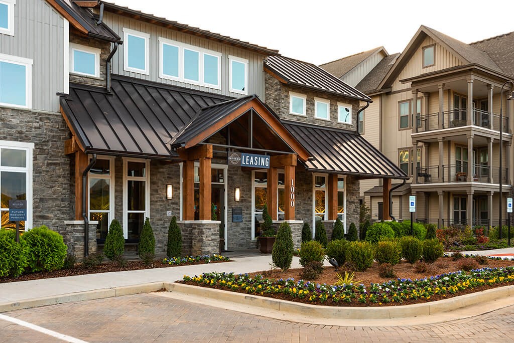 Farmhouse inspired architecture at Retreat at Ironhorse, Tennessee