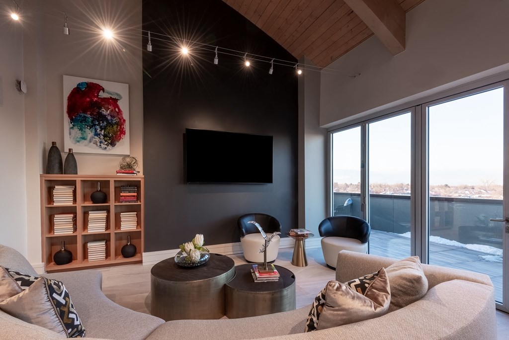 Encore At Boulevard One