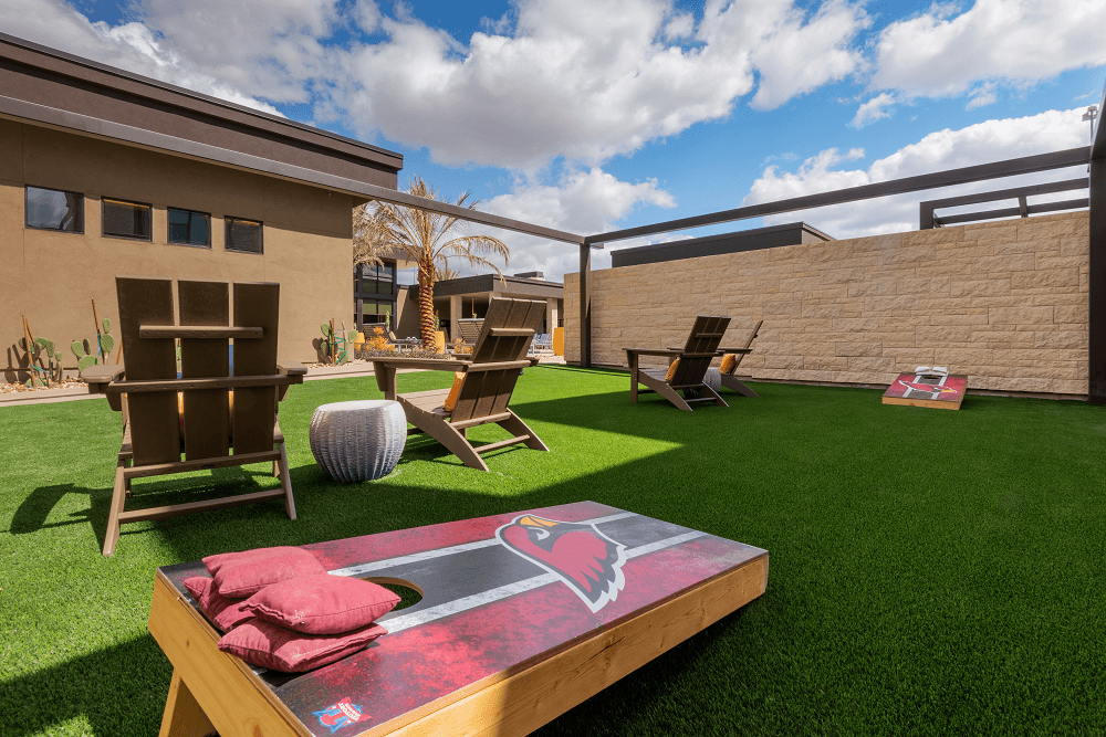outdoor courtyard at escape at arrowhead apartments