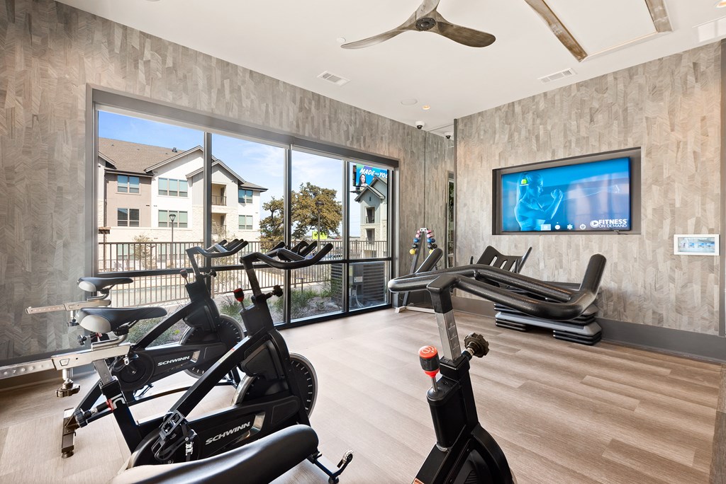 workout room at ironridge at hill country village apartments