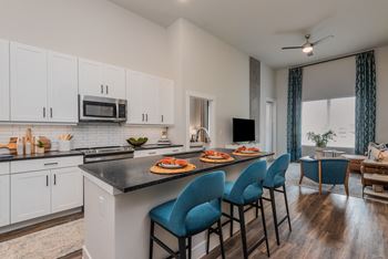 Dine-In Gourmet Kitchen Island*