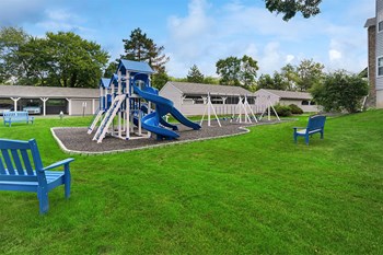 28600 Detroit Rd 1-2 Beds Apartment for Rent - Photo Gallery 6