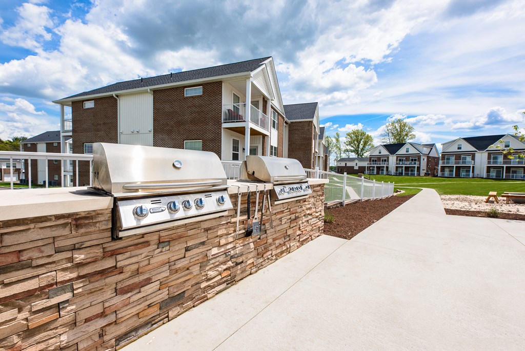 the preserve at ballantyne commons commons outdoor kitchen with two grills