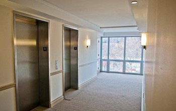 3050 Corlear Avenue Studio-3 Beds Apartment for Rent - Photo Gallery 24