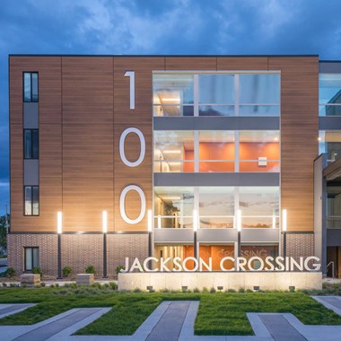 100 Jackson Ave Studio Apartment for Rent - Photo Gallery 1
