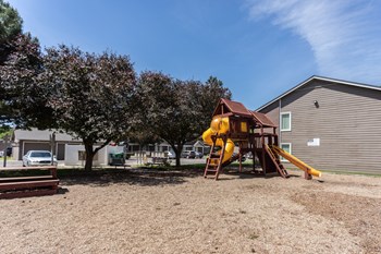 3500 S Kuehn Park Ave 2-3 Beds Apartment, Townhouse for Rent - Photo Gallery 5