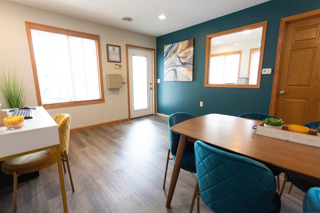 COMMUNITY ROOM
