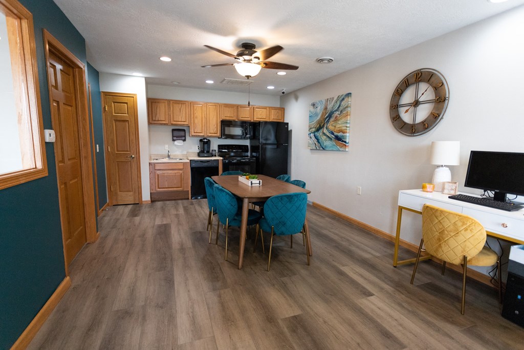 COMMUNITY ROOM