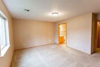 3609 W Ralph Rogers Rd. 1-3 Beds Apartment for Rent - Photo Gallery 11