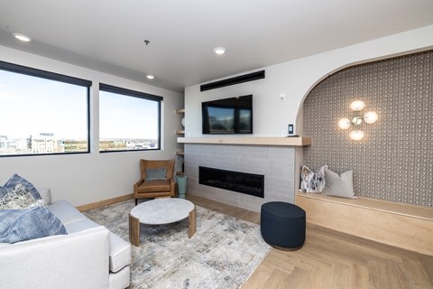 205 E 12Th Street 3 Beds Apartment for Rent