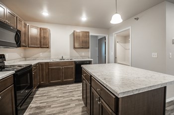 2837 S Lancaster Drive 1-3 Beds Apartment, Townhouse for Rent - Photo Gallery 70