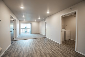 2837 S Lancaster Drive 1-3 Beds Apartment, Townhouse for Rent - Photo Gallery 72