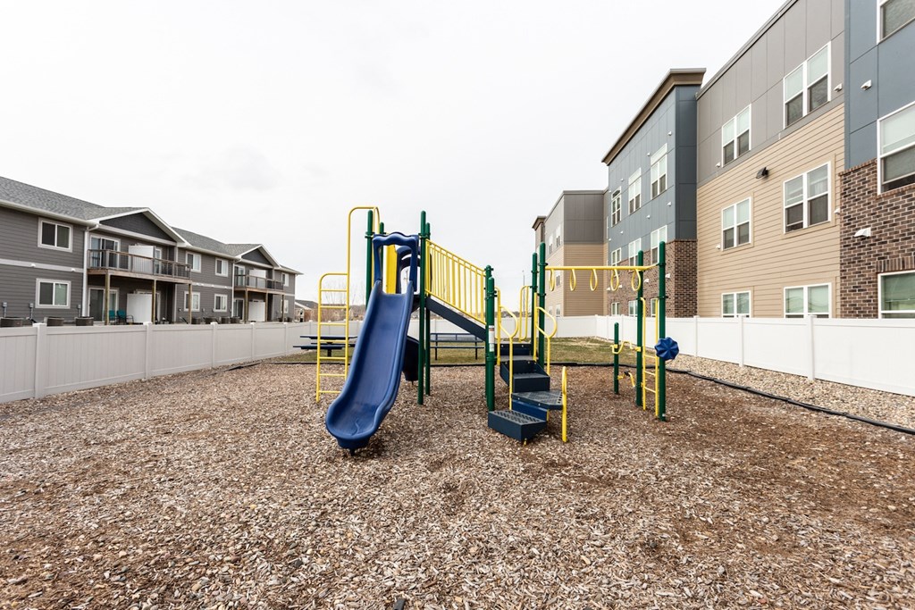 the playground at the choices windsor apartments