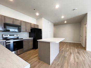 2753 S. Lancaster Dr 2-3 Beds Apartment, Townhouse for Rent - Photo Gallery 7
