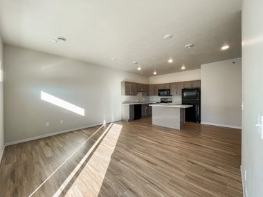 5304 S. Rateliff Ave 3 Beds Apartment for Rent