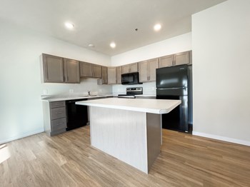 2753 S. Lancaster Dr 2-3 Beds Apartment, Townhouse for Rent - Photo Gallery 9
