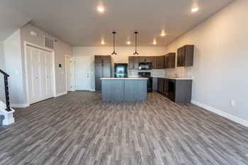2837 S Lancaster Drive 1-3 Beds Apartment, Townhouse for Rent - Photo Gallery 23
