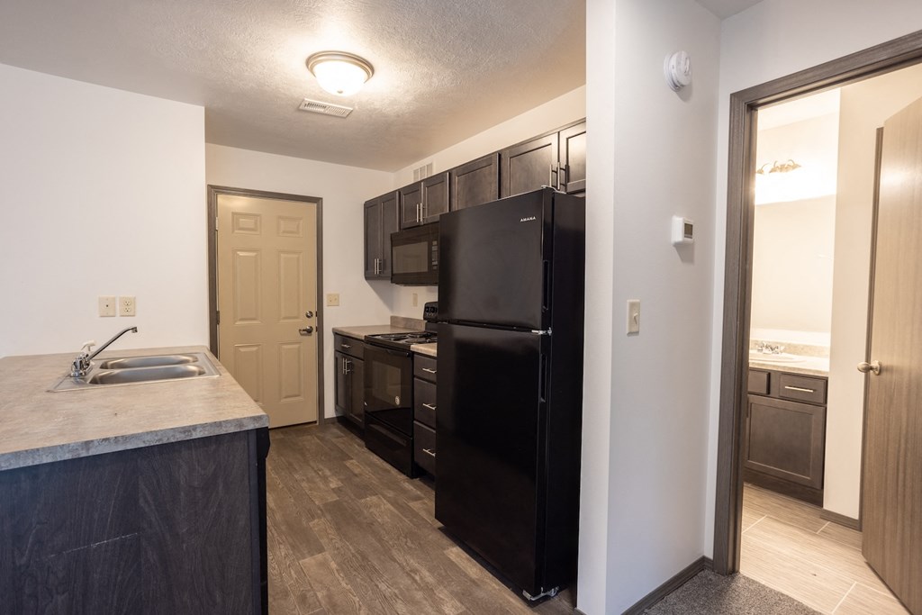 Shepherd Hills Commons Apartments, 2109 E Anamosa St, Rapid City, SD