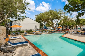250 Uvalde Rd 1-3 Beds Apartment for Rent - Photo Gallery 4