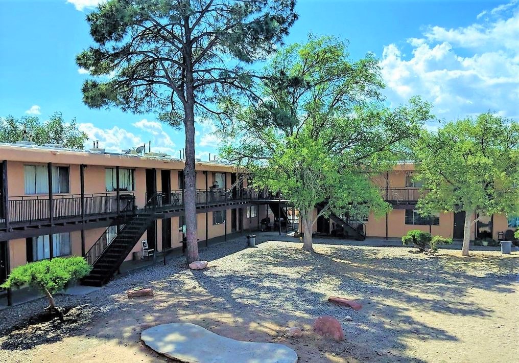 Zuni Apartment Homes 8010 Zuni Rd Se Albuquerque Nm Rentcafe