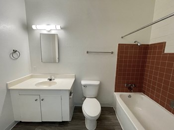 3208 N 68th Street Studio-2 Beds Apartment for Rent - Photo Gallery 14