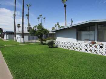 3208 N 68th Street Studio-2 Beds Apartment for Rent - Photo Gallery 2
