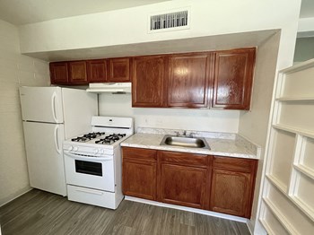 3208 N 68th Street Studio-2 Beds Apartment for Rent - Photo Gallery 6