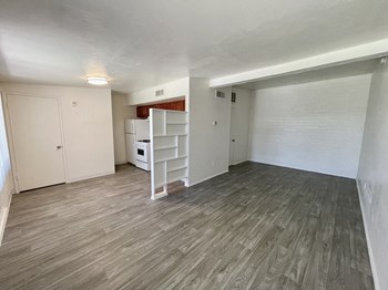 3208 N 68th Street Studio-2 Beds Apartment for Rent - Photo Gallery 8