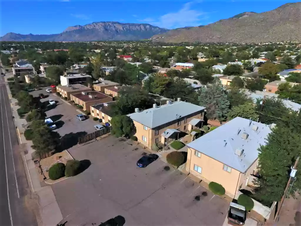Chelwood Vista Townhomes, 12008 Phoenix Ave., Albuquerque, NM RentCafe