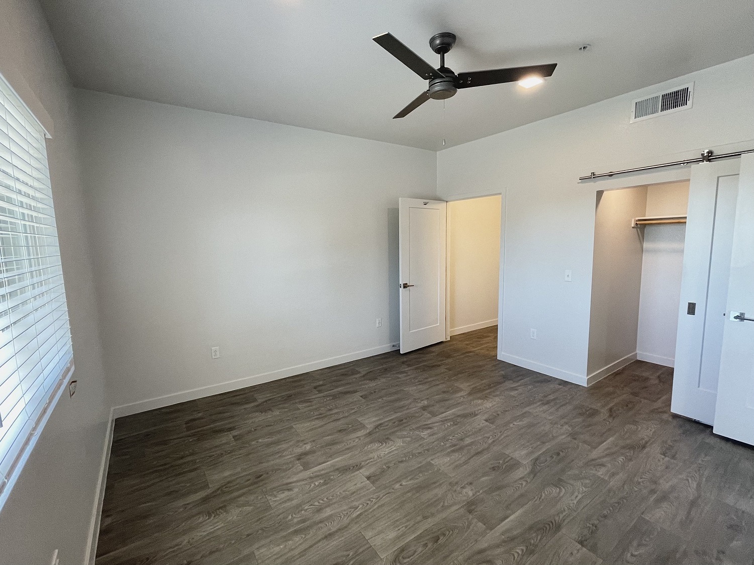 Granada Lakes Apartments