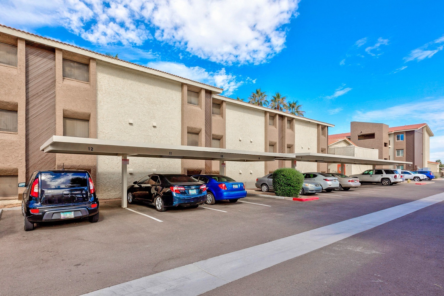 Granada Lakes Apartments