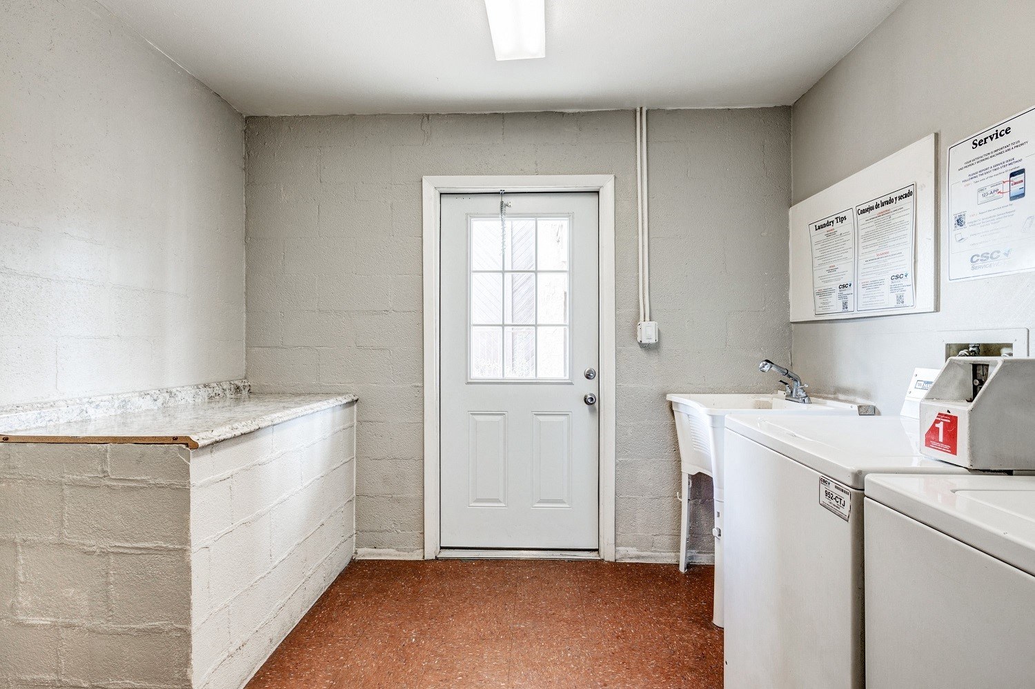 Granada Lakes Apartments