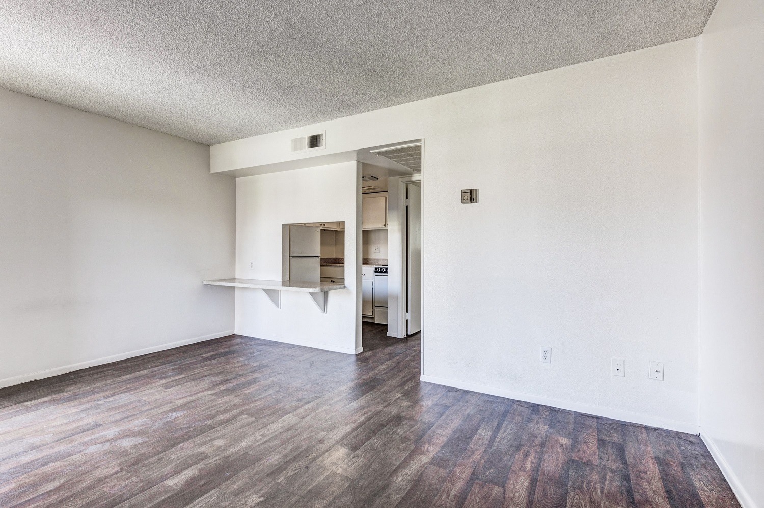 Granada Lakes Apartments