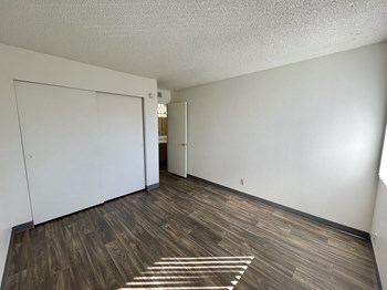 4401 San Pedro Dr. NE Studio-2 Beds Apartment for Rent - Photo Gallery 28
