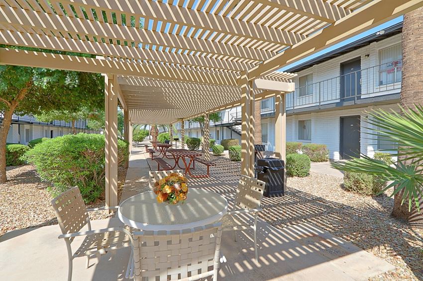 12440 N 113th Ave. 1-3 Beds Apartment for Rent - Photo Gallery
