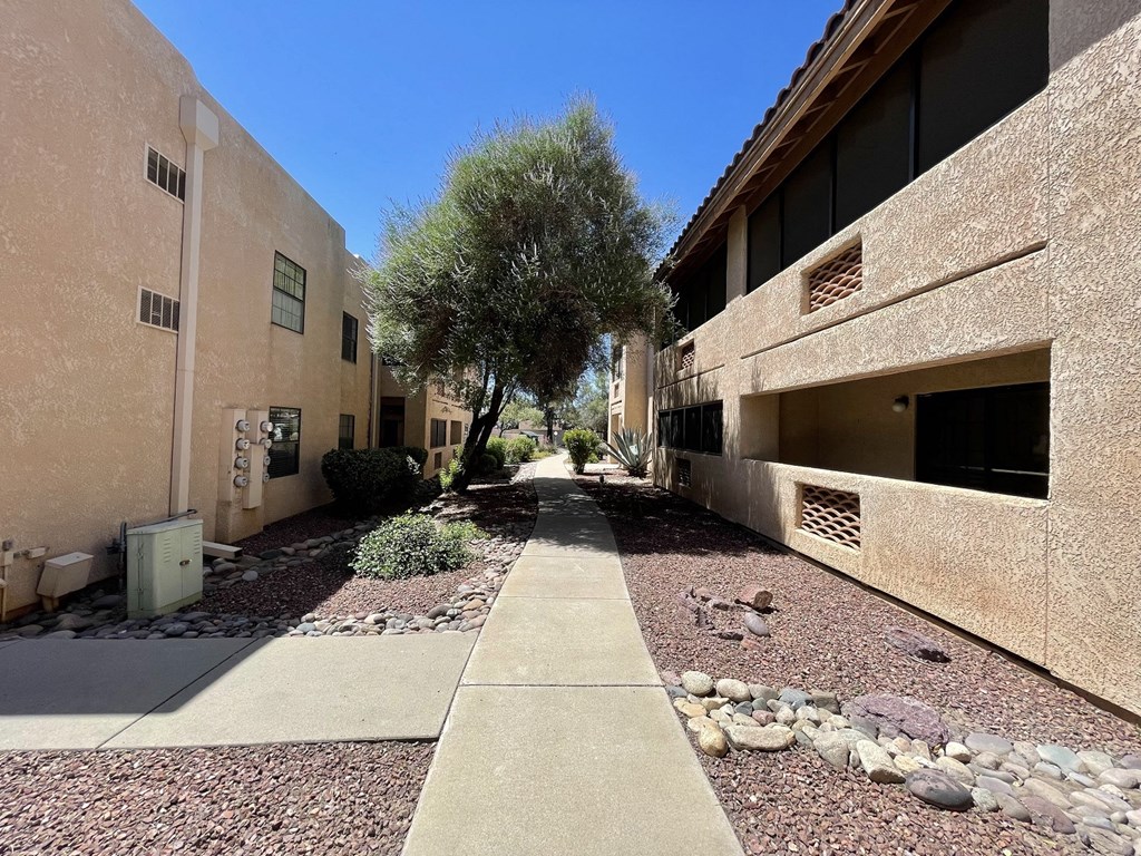 Palomar Apartments in Tucson, AZ