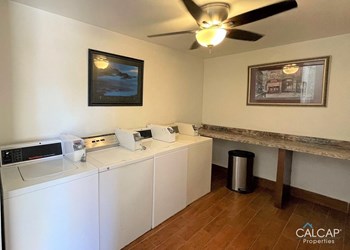 402 N 52nd Street 1-2 Beds Apartment for Rent - Photo Gallery 5