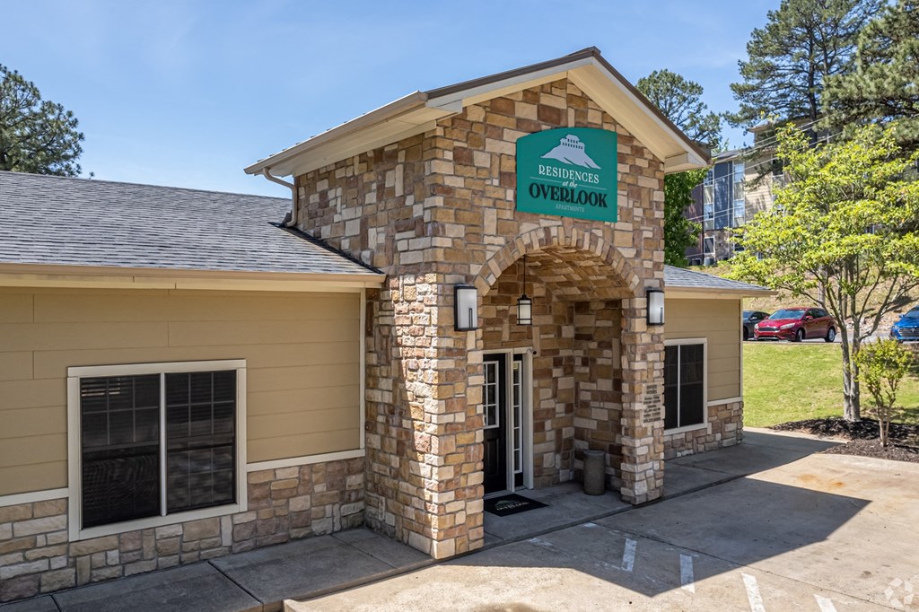 Residences at the overlook apartments little rock, Arkansas