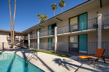 2735 E Thomas Rd. Studio-2 Beds Apartment for Rent - Photo Gallery 3