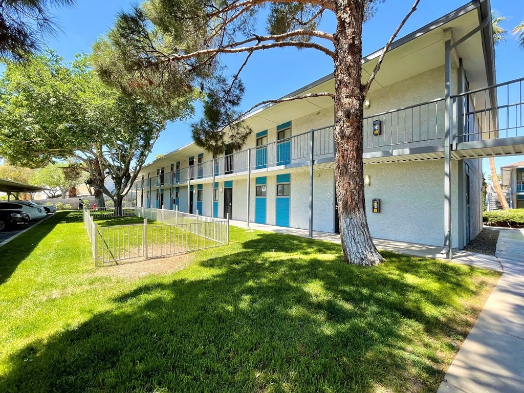 the building in which the hotel is located