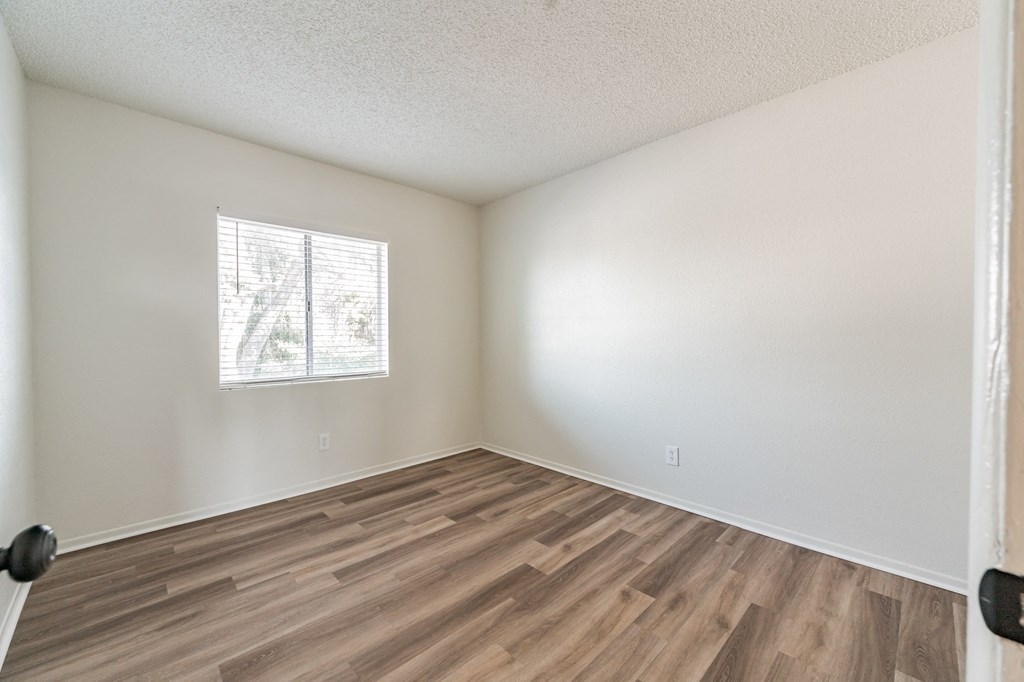 Edge @ 65th Apartments in Glendale, AZ