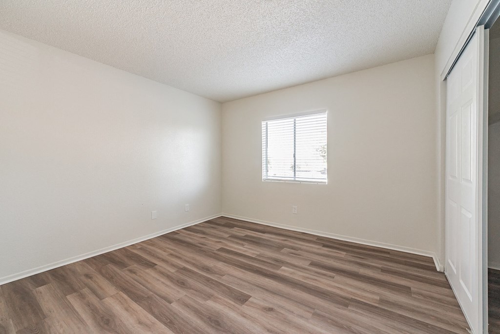 Edge @ 65th Apartments in Glendale, AZ