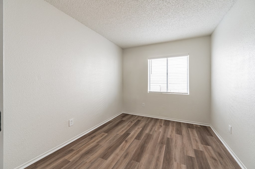 Edge @ 65th Apartments in Glendale, AZ