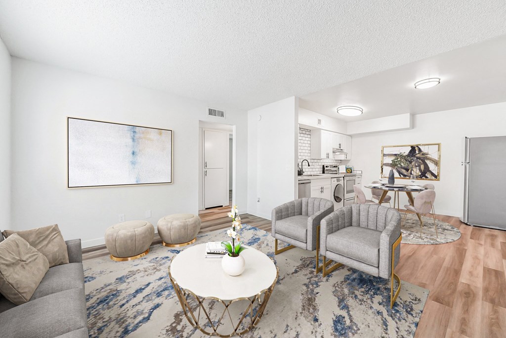 Edge @ 65th Apartments in Glendale, AZ