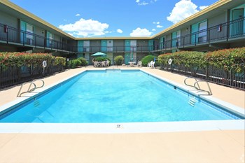 7601 Lomas Blvd. NE Studio-1 Bed Apartment for Rent - Photo Gallery 3