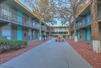 7601 Lomas Blvd. NE Studio-1 Bed Apartment for Rent - Photo Gallery 5