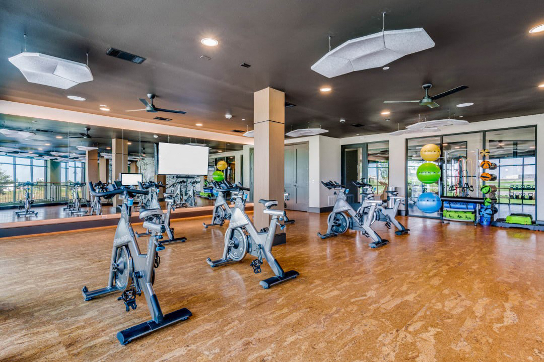 OLIVIAN At The Realm