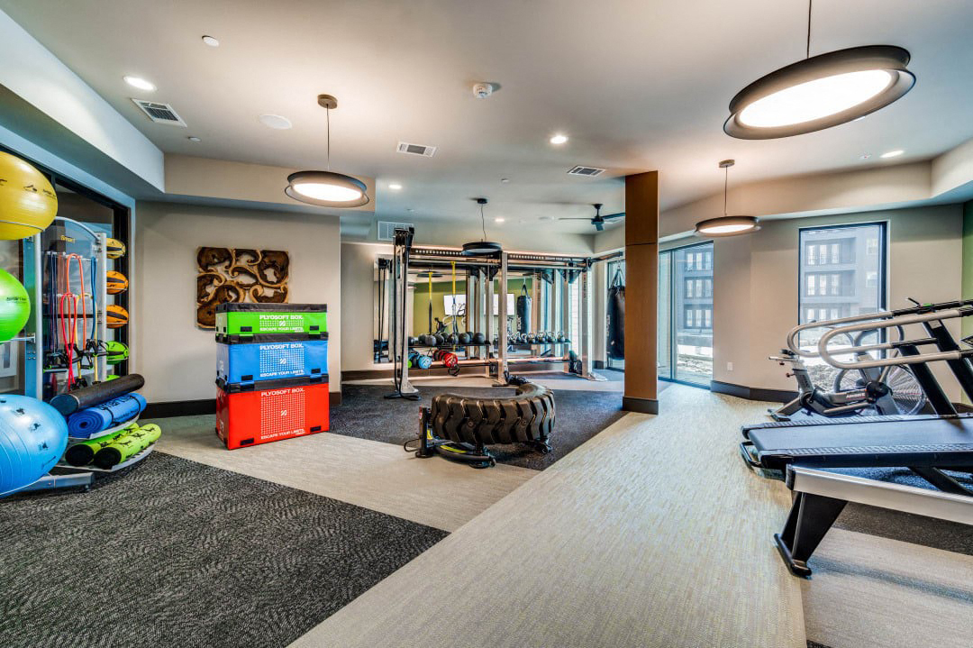 OLIVIAN At The Realm